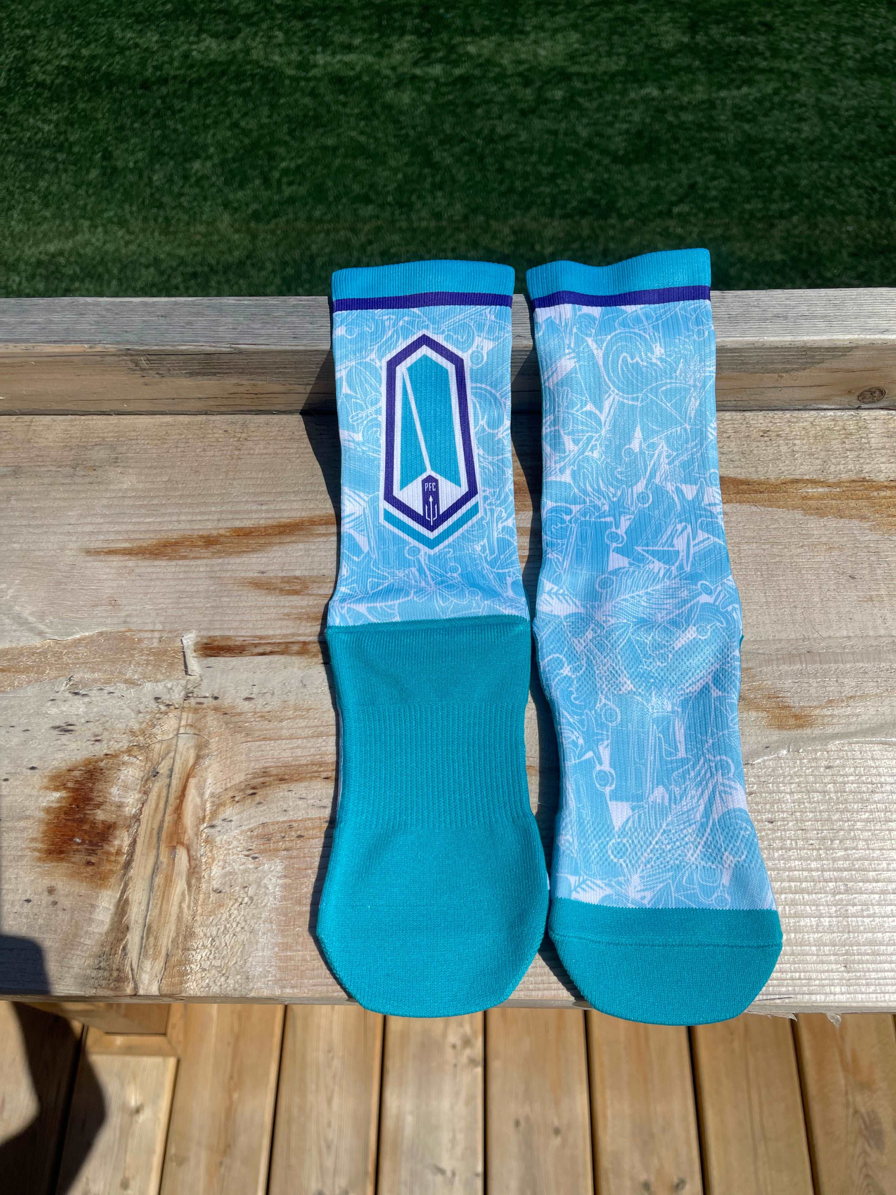 Teal on sale athletic socks